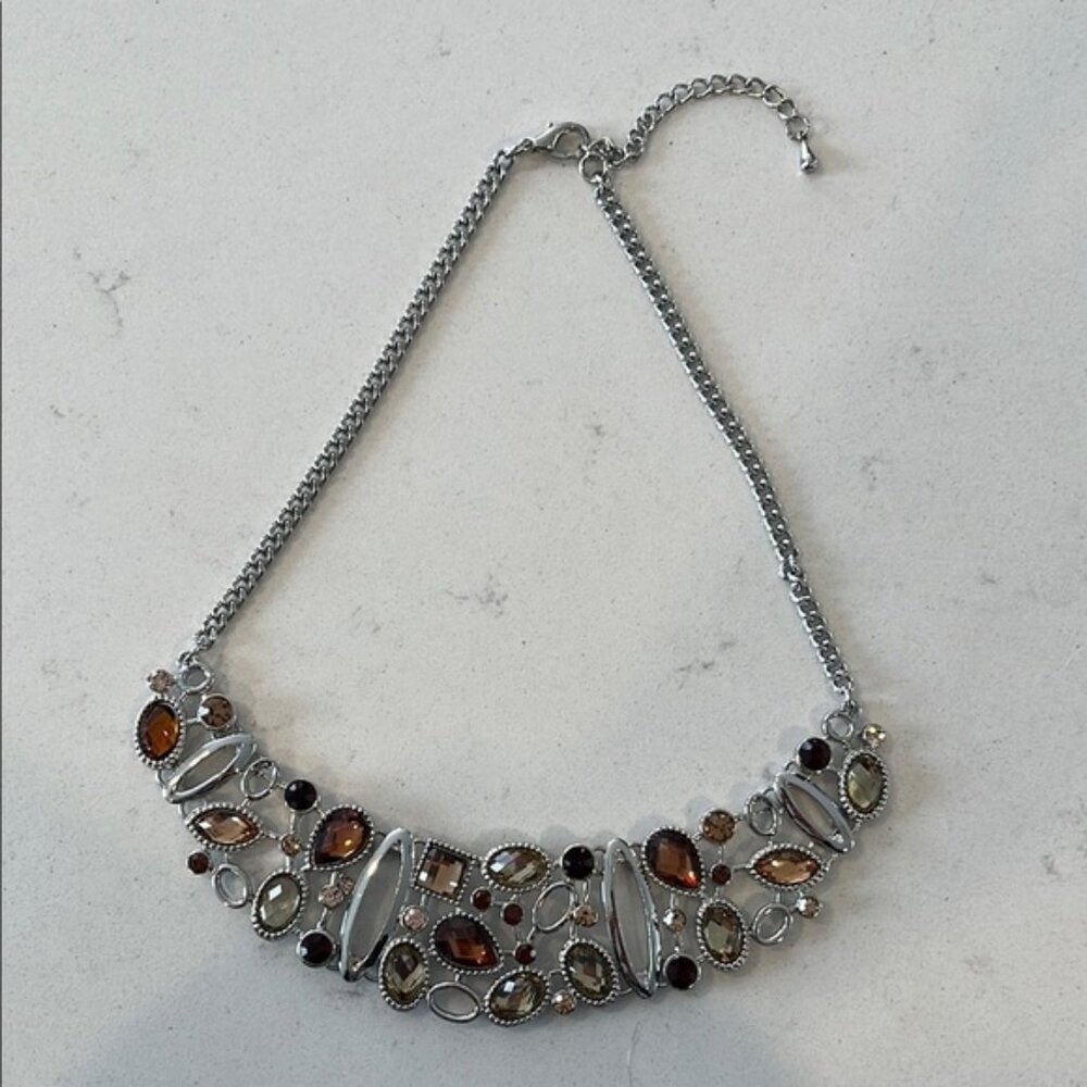 5/20$ NWOT Elegant Silver and Brown Gemstone Necklace Fantasie jewelry